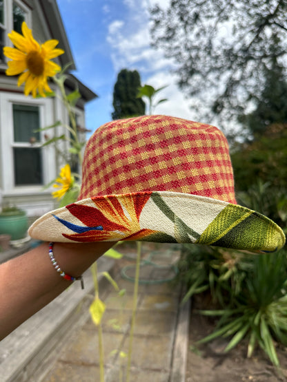 LARGE//23"~ BUCKET HAT