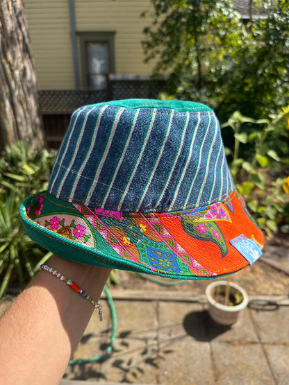 LARGE//23"~ BUCKET HAT