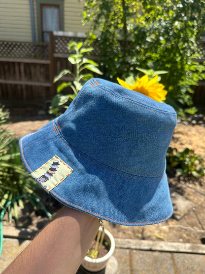 LARGE//23"~ BUCKET HAT