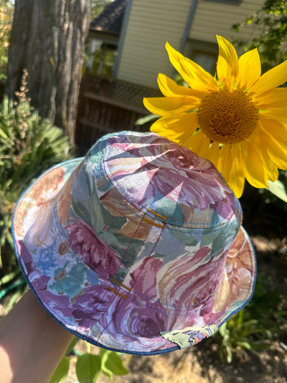 LARGE//23"~ BUCKET HAT